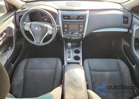 2015 Nissan Altima 2.5 from USA, damaged, VIN 1N4AL3AP2FC588277